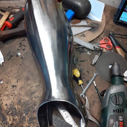 Full greaves Type 2