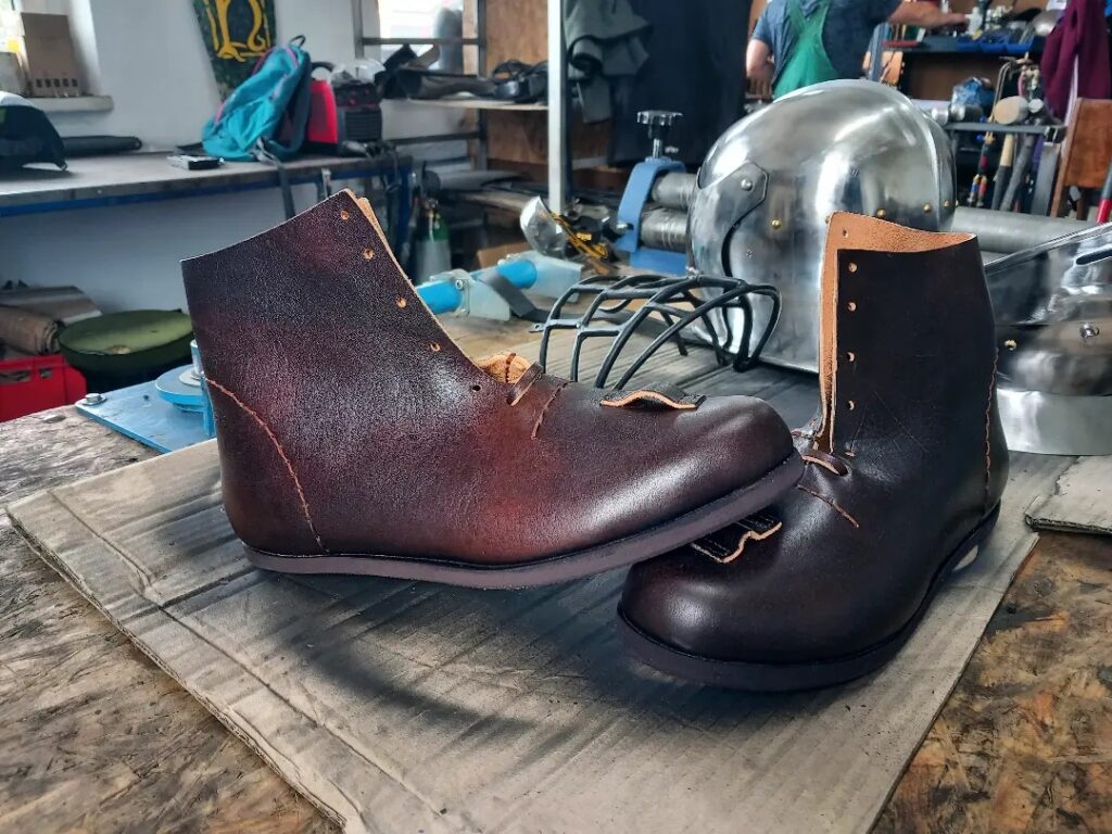 Battle boots Type 3