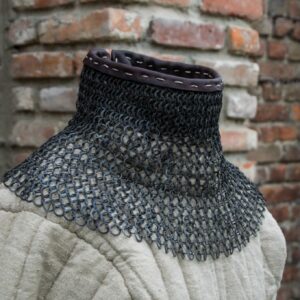 Chainmail collar