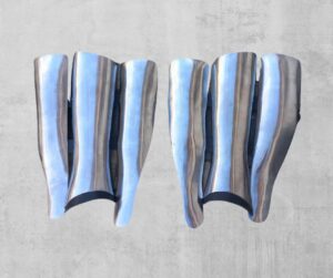 Three segment greaves Type 2