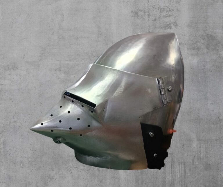 Houndskull bascinet Type 4