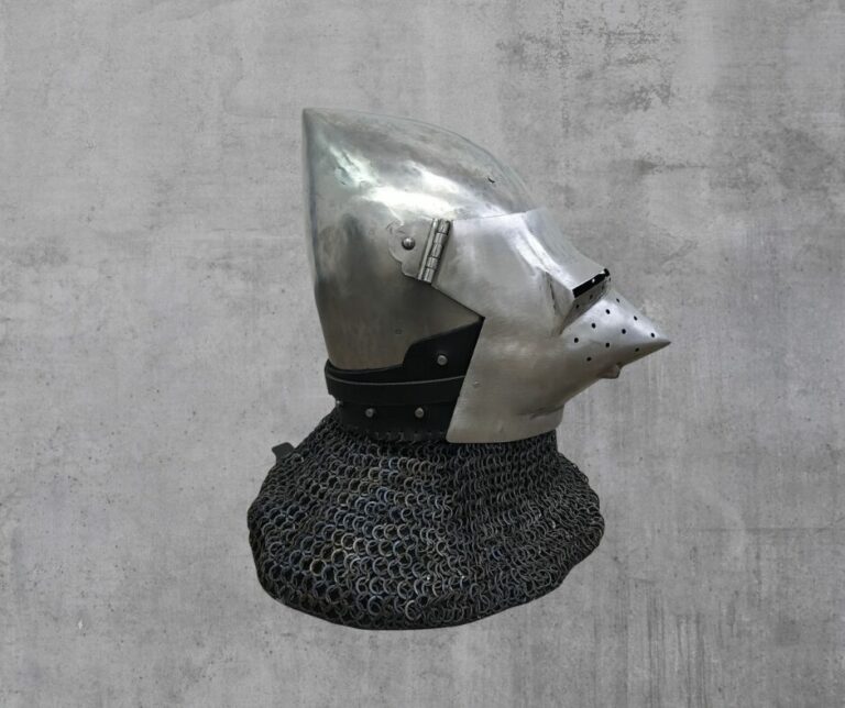 Houndskull bascinet Type 4