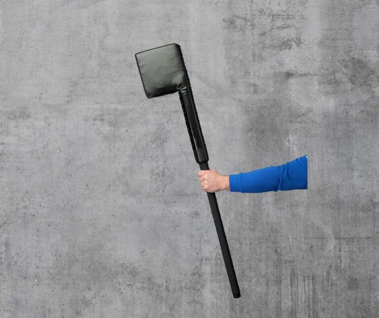 Two handed axe soft
